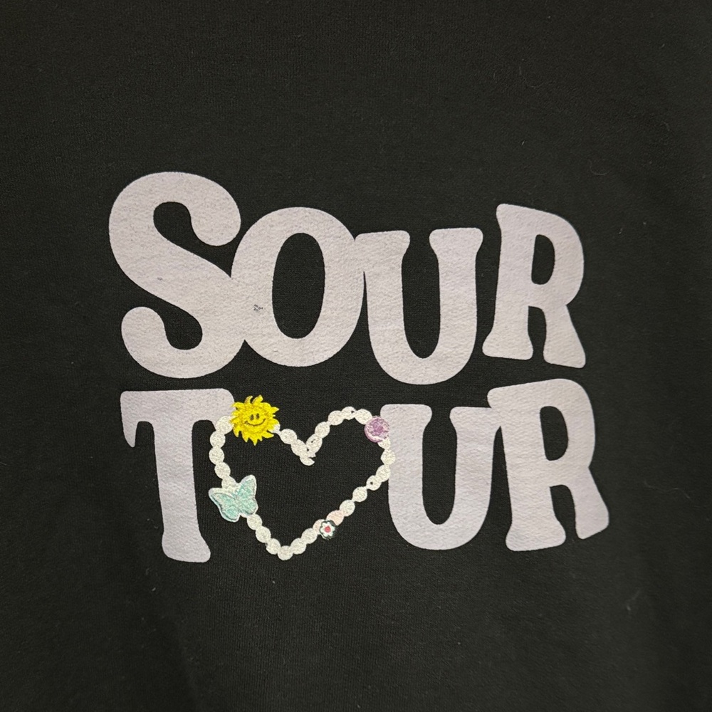 Olivia Rodrigo “Sour Tour” hoodie - Picture 5 of 5